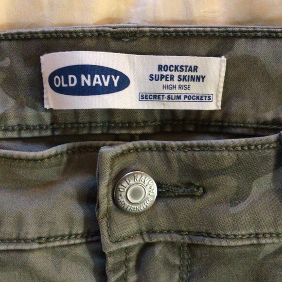 Old Navy Pants Women’s 12 Olive Green Camo Rockstar Super Skinny High Rise - Picture 8 of 10